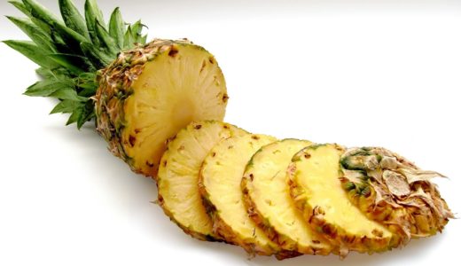 パイナップルは食べてはいけない？食べ過ぎのデメリットと健康への影響